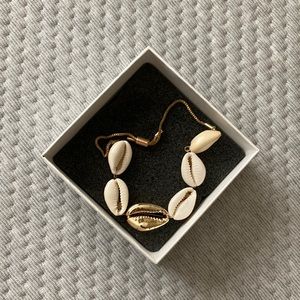 Shell bracelet